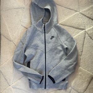 Nike Tech Fleece wear Kids Grey